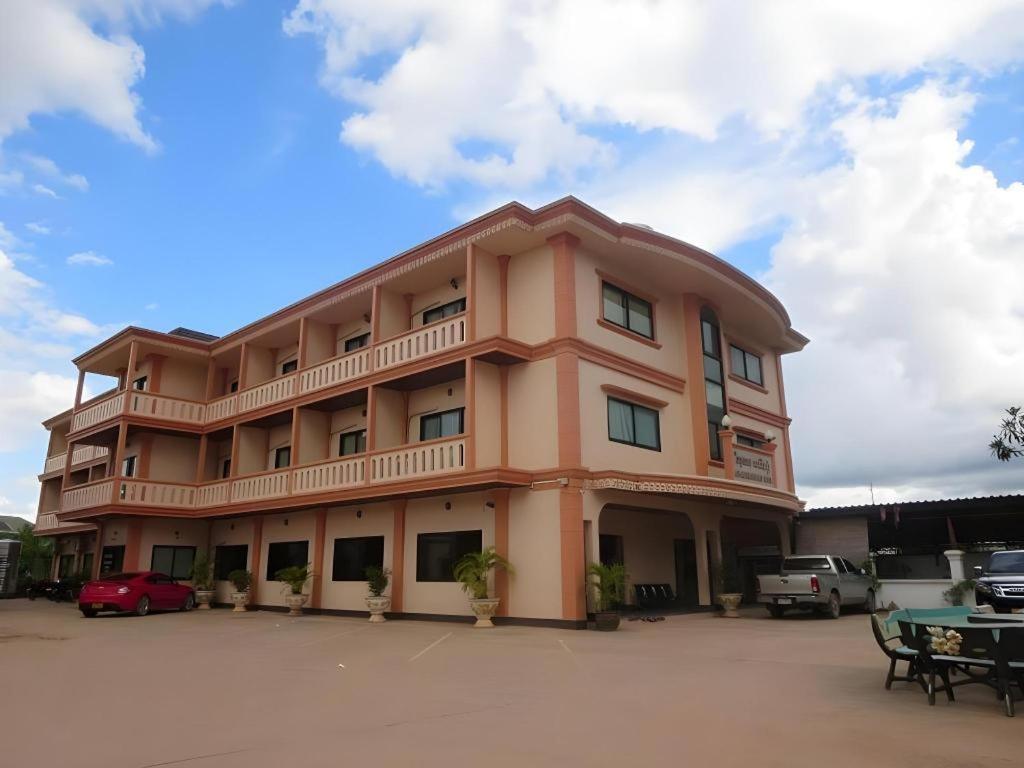 Chaleunehoung Hotel Vientiane Dış mekan fotoğraf