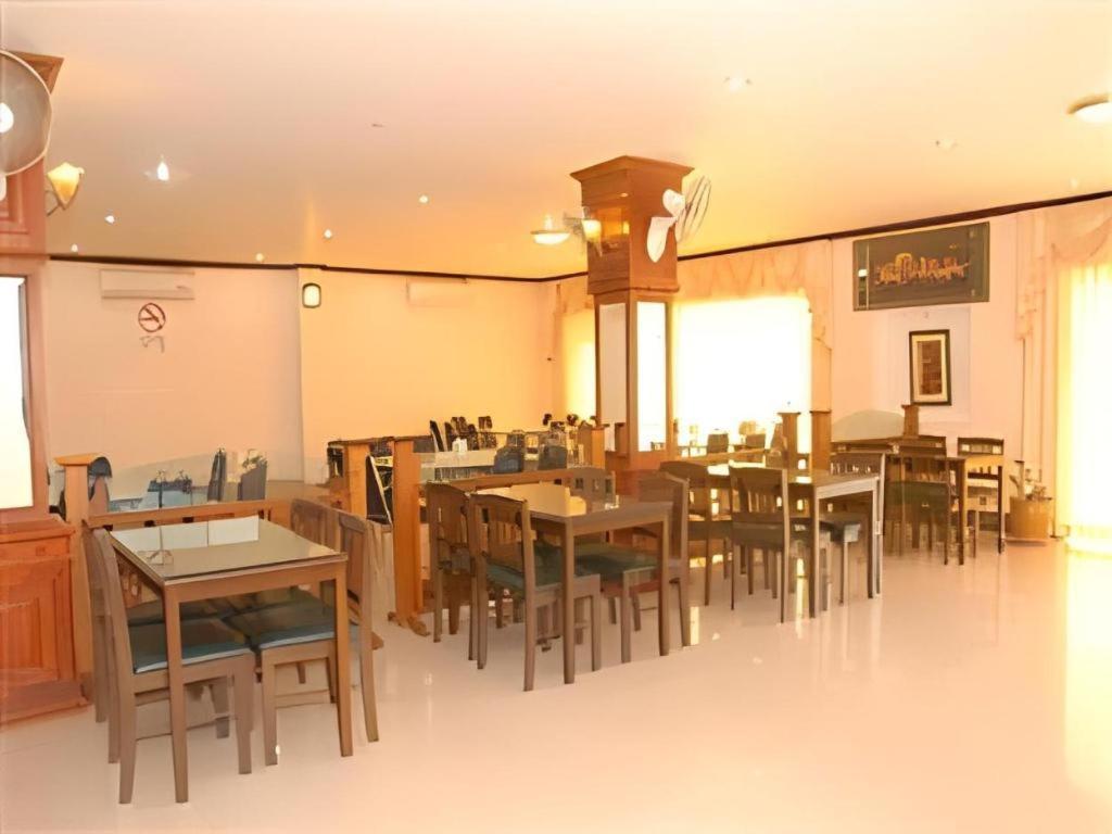 Chaleunehoung Hotel Vientiane Dış mekan fotoğraf