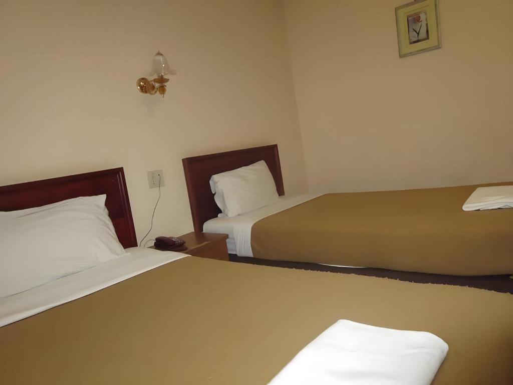Chaleunehoung Hotel Vientiane Dış mekan fotoğraf