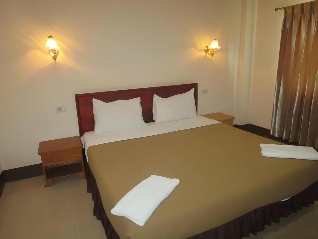 Chaleunehoung Hotel Vientiane Dış mekan fotoğraf