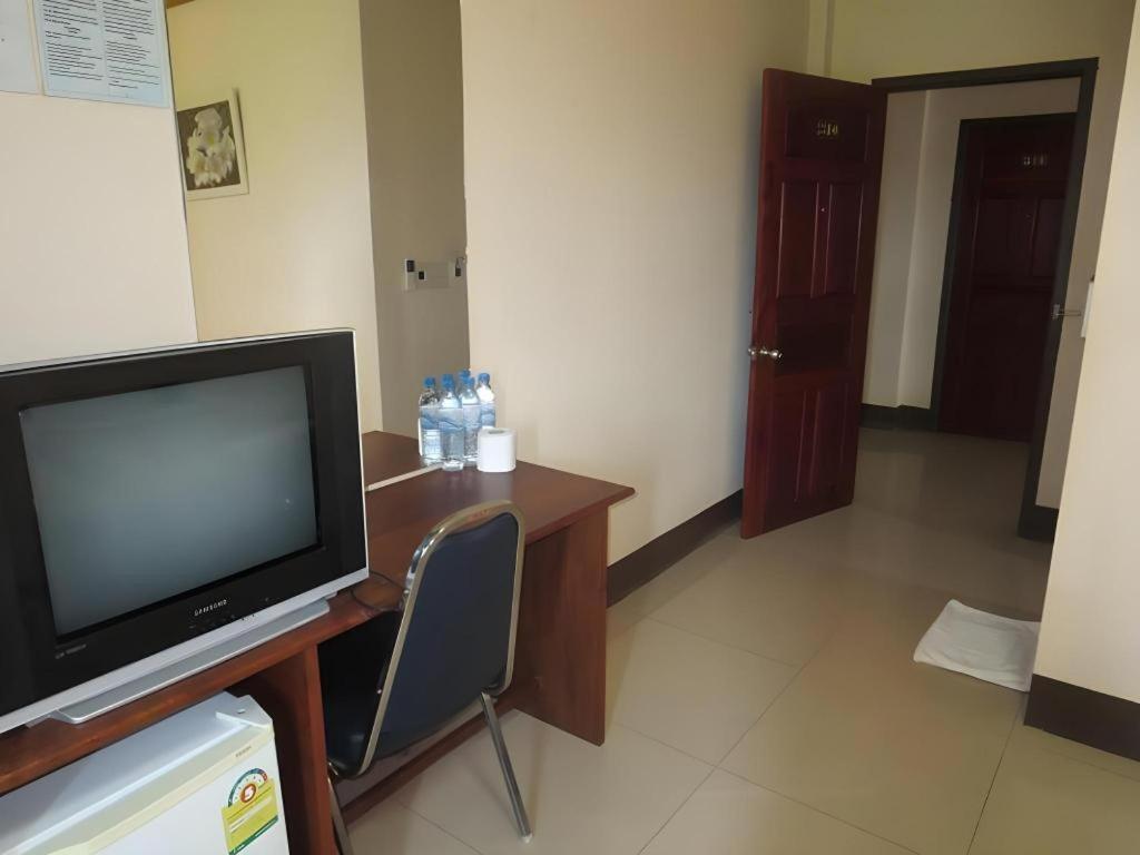 Chaleunehoung Hotel Vientiane Dış mekan fotoğraf