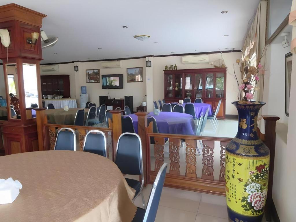 Chaleunehoung Hotel Vientiane Dış mekan fotoğraf