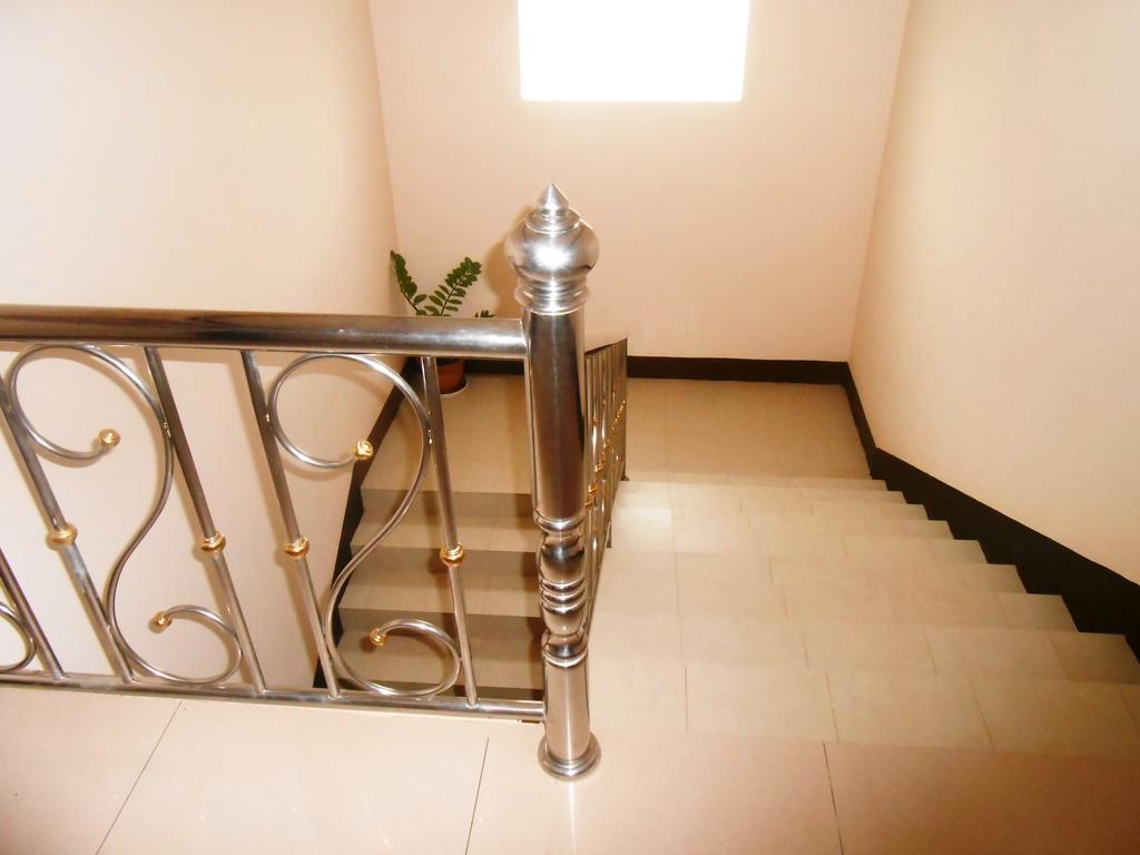 Chaleunehoung Hotel Vientiane Dış mekan fotoğraf